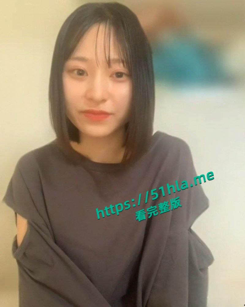日本清纯系少女【zoom】裸聊45分钟首发，白皙肌肤勾勒娇小身材，手指自慰刺激感爆棚！