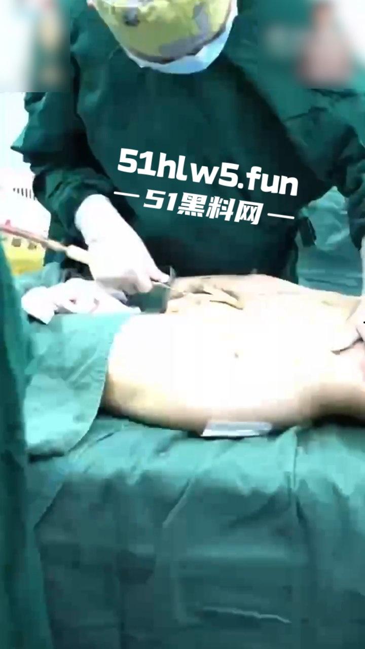 实拍整形医院，小仙女整容抽脂和填充全过程，看着残忍但做完后惊艳的效果让人震撼。