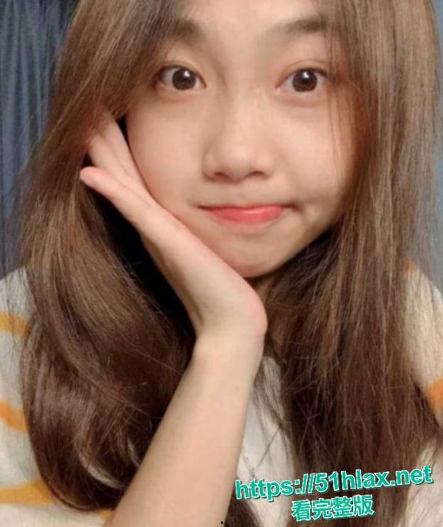 白衣天使庞丽娜反差爆表 白天尽职护士温柔下班摇身外围骚货掰腿求操！